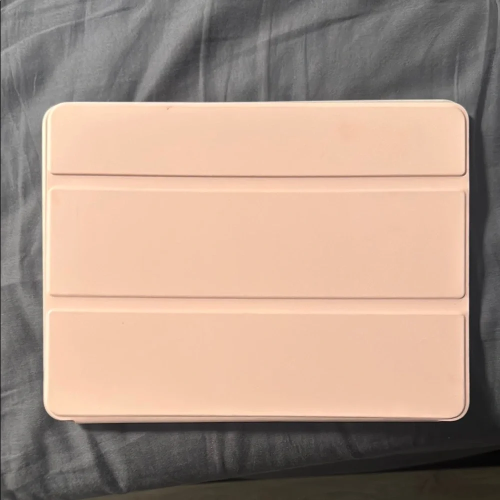 Elegant Pink Tri-Fold Tablet Case with Textured Finish
